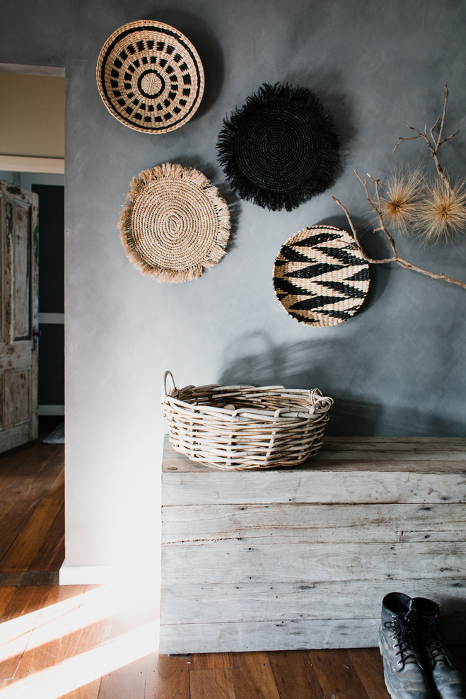 Geometric wall treatment